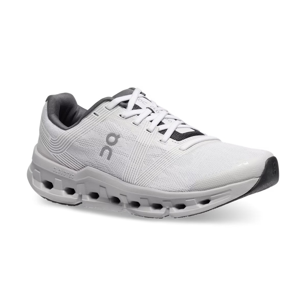 On CloudGo Women’s Sneakers